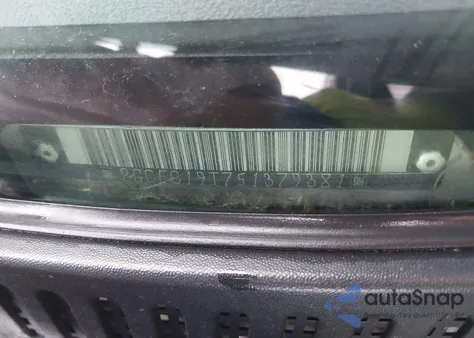 2005 Chevrolet Silverado 1500 Ls из США, поврежденный, VIN 2GCEC19T751379381